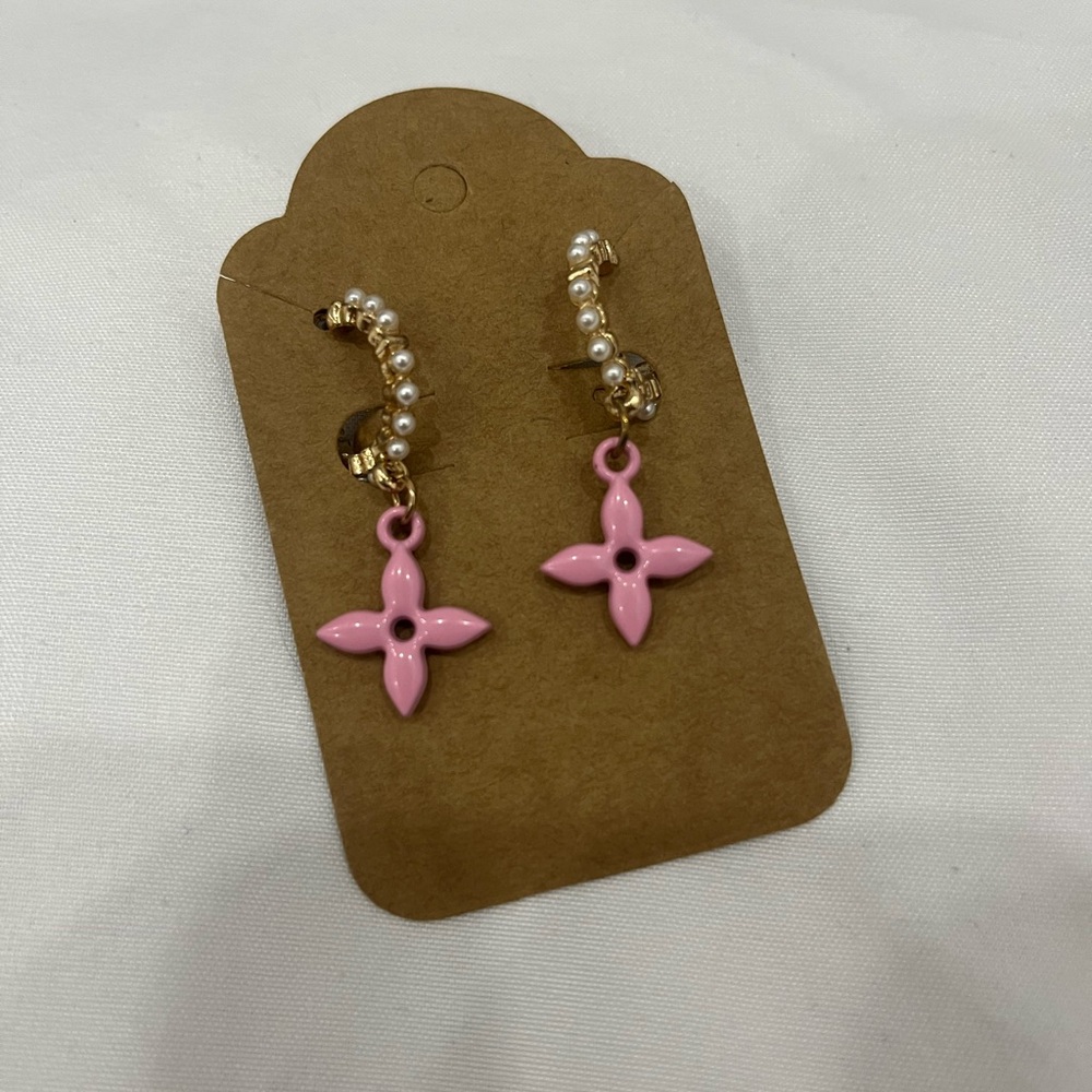 Pink Flower Pearl Earrings